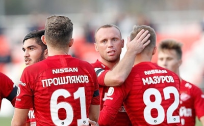 "Спартак" разорвал контракт с Денисом Глушаковым