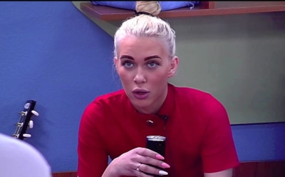 18-летняя Яна Шевцова впервые показала 3-летнего сына