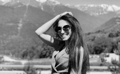 Самарская певица Гольдина погибла при аварии на Волге