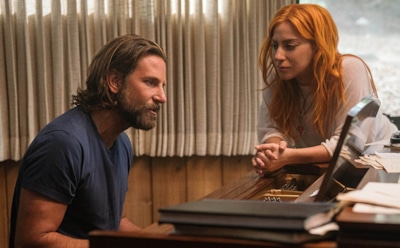 СМИ: Брэдли Купер даст совместный концерт с Леди Гагой