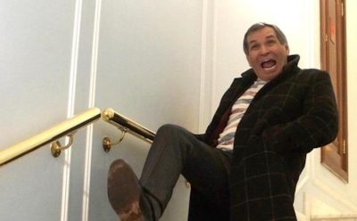 Представитель Алибасова рассказал, как превратил отравление в "сериал"