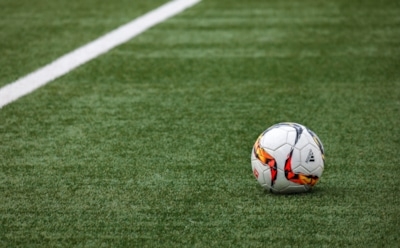 Вратарь сборной Чили Ариас удалился из соцсети из-за угроз расправы