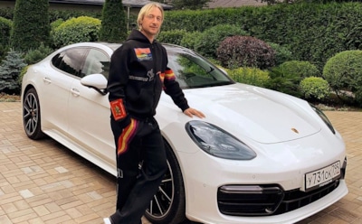 Плющенко оправдался за хвастовство автомобилями класса «люкс»