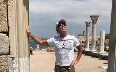 Олег Газманов показал идеальный торс на отдыхе