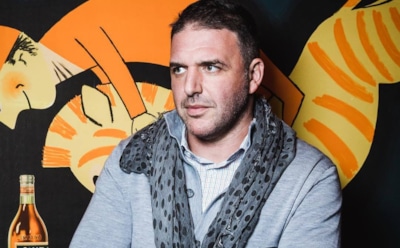 Виторган доказал своим детским фото, что он отец Платона