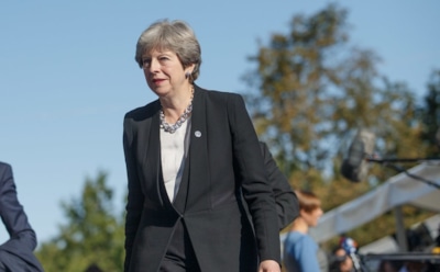 Тереза Мэй станцевала под песни группы ABBA