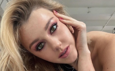 Юлианна Караулова поделилась снимком топлес с турецкого курорта