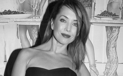 В Сети появилось редкое фото беременной Жанны Фриске с сестрой