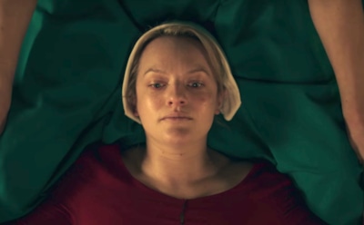 Сериал «Рассказ служанки» продлили на четвертый сезон