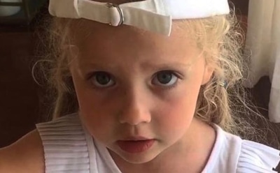 Лиза Галкина рассказала о хороших манерах с веером в руках