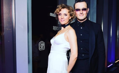 «Какая пластика»: Ксения Алферова устроила зажигательные танцы на пляже