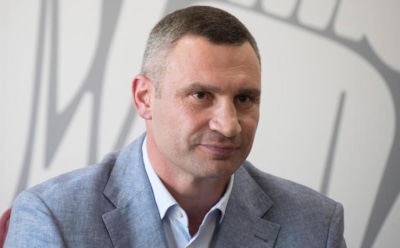 Кличко заявил, что не собирается сдаваться Зеленскому