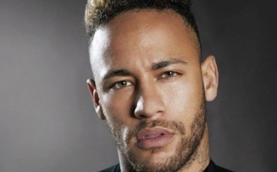 СМИ: Неймара будут судить за удар болельщика по лицу