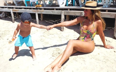 Анна Седокова пожаловалась на испорченный отпуск без детей