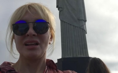 Лайма Вайкуле исполнила зажигательный танец в брючном костюме