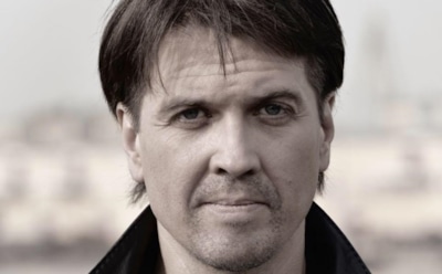 Денис Матросов пожаловался на маленькую зарплату актеров