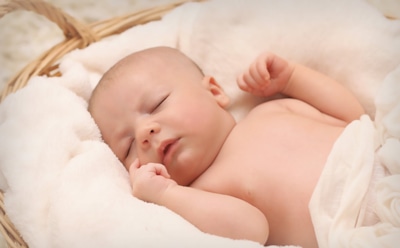 В Казахстане женщина родила дочь и сына с разницей в два с половиной месяца