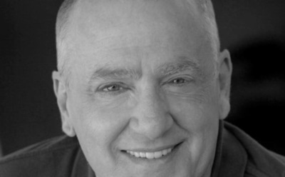 Умер американский комик Кип Аддотта