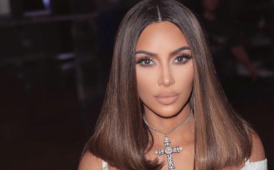 Прыщи и жирный блеск: Ким Кардашян засняли без макияжа