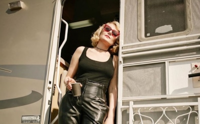 Рената Литвинова трогательно поздравила Земфиру с днем рождения