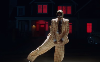 A$AP Rocky станцевал в косынке под русский рэп