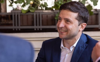 «Моя первая леди в красном!»: Зеленский похвастался красавицей женой