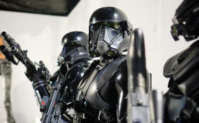 В Сети появился тизер нового эпизода «Звездных войн»