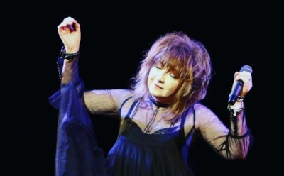 Певица Екатерина Семенова показала архивные фото