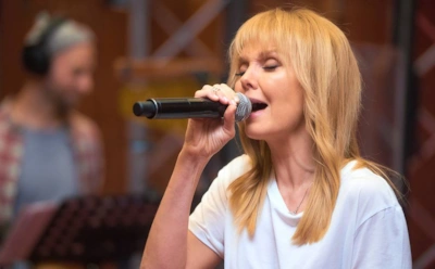 6 знаменитостей, бросивших супругов после переезда в Москву