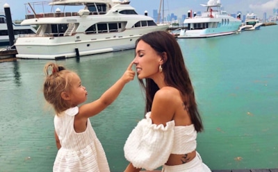 Оксану Самойлову с детьми в США застал мощный ураган