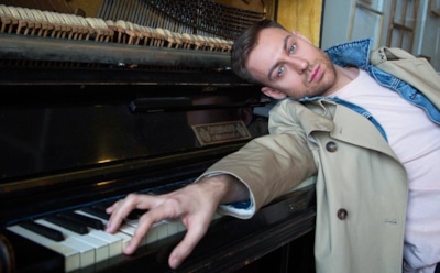 Певец Dante лишился миллиона рублей из-за обмана