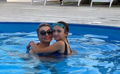 «Мармеладно-космическая»: Катя Лель кардинально сменила имидж