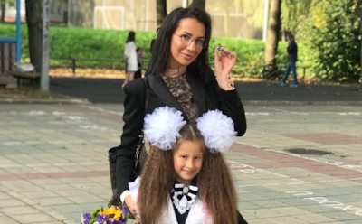 "Первый раз в первый класс": кто из звезд повели детей в школу