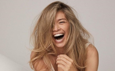 «Просто огонь»: Брежнева восхитила образом в стильном комбинезоне