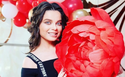 «Психанула и сделала»: Королева обустроила беседку на даче