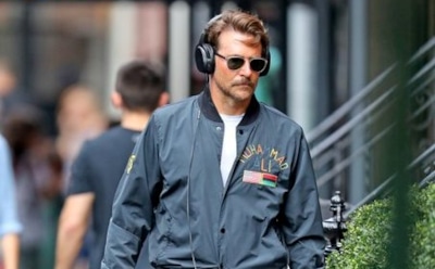 Брэдли Купера высмеяли за "понурый вид" и усы