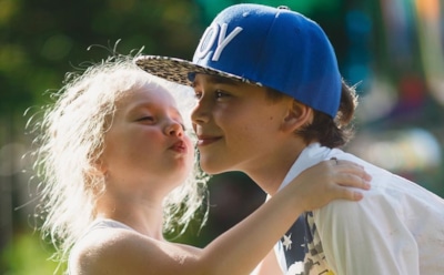 Лиза Галкина показала, как умеет делать «колесо под водой»