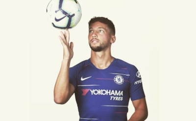 СМИ: толпа избила игрока "Челси" Дринкуотера из-за девушки