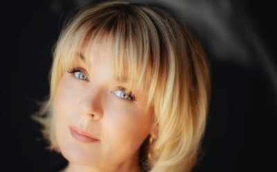 Юлия Меньшова показала редкие снимки с семьей