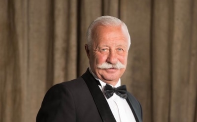 Якубович вернулся из Черногории в инвалидном кресле