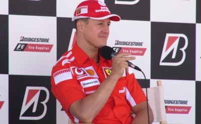 Михаэля Шумахера выписали из больницы в Париже