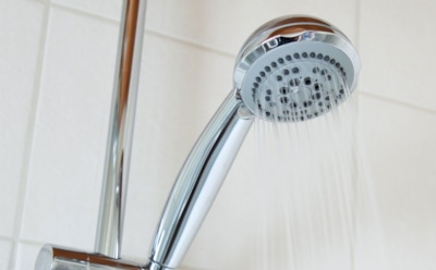 Дерматологи: частое мытье тела опасно для здоровья