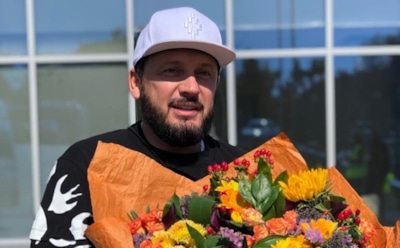 Стас Михайлов показал фото с родителями