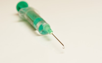 «ВКонтакте» промаркирует сообщества противников прививок