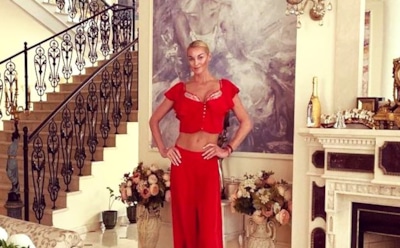 «Придурки и уроды»: Волочкова обратилась к хейтерам от лица своего кота