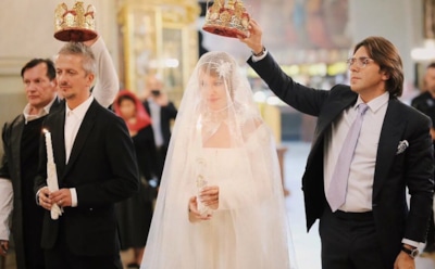 Богомолов показал новое фото с церемонии венчания с Собчак