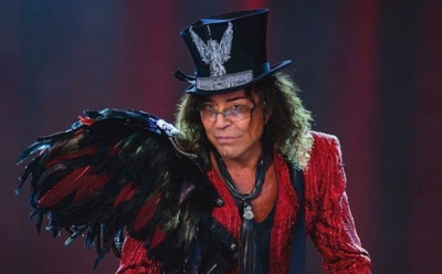 Леонтьев поразил поклонников своим детским фото