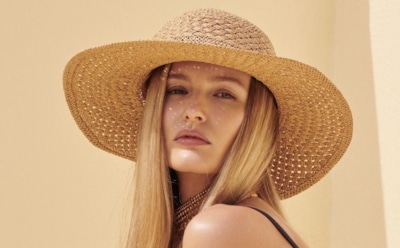 Кристина Романова впервые показала фото младшей дочери