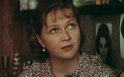 Актеры фильма "Одиноким предоставляется общежитие": тогда и сейчас