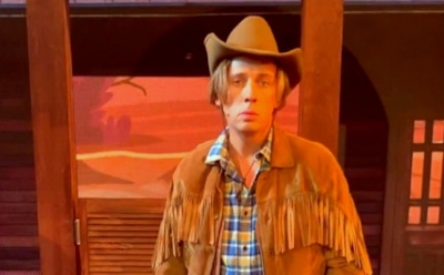 Галкин сообщил в «ковбойском видео» о создании аккаунта в TikTok